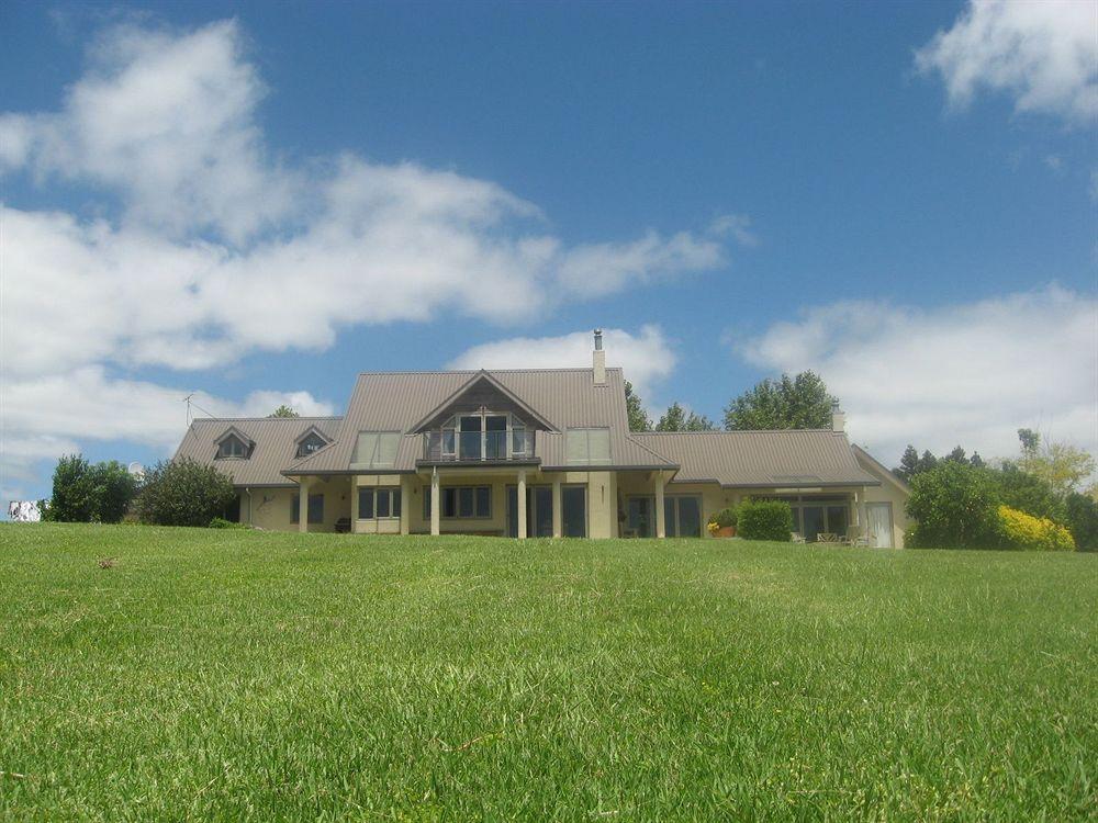 Heron Hill Hotel Керикери Екстериор снимка